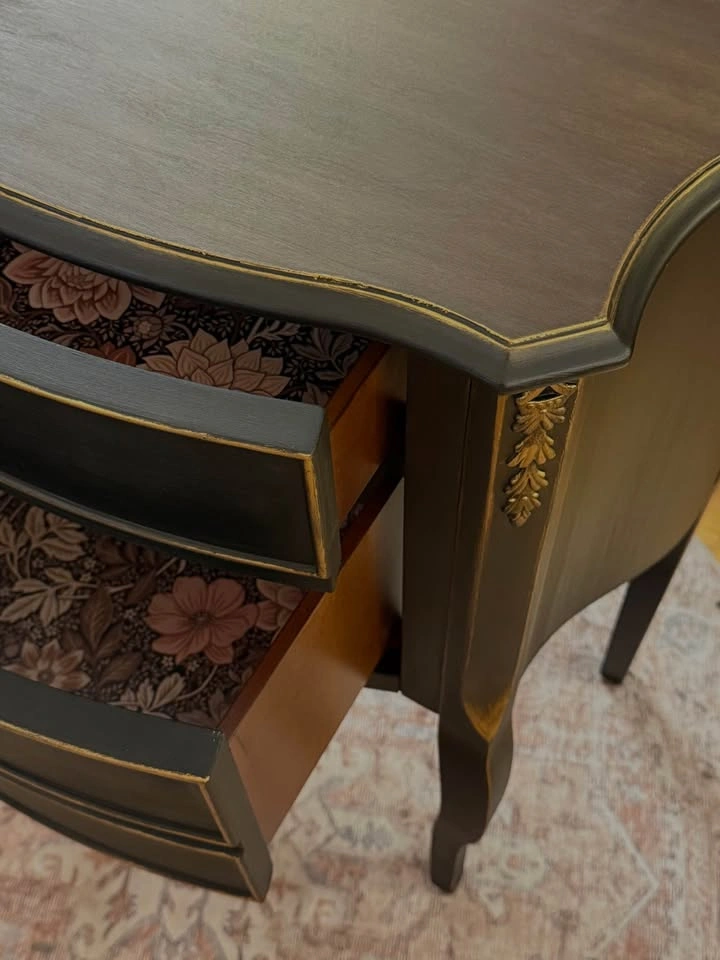 Bombay Company Refinished Vintage French Provincial Side Table - photo 5