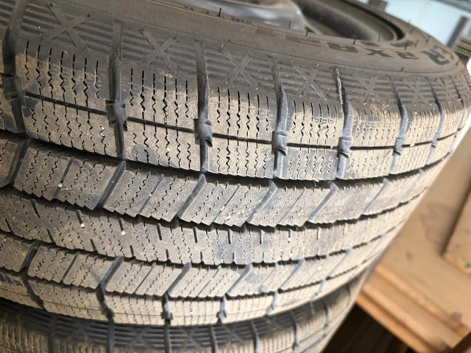 215 50 R17 - photo 4