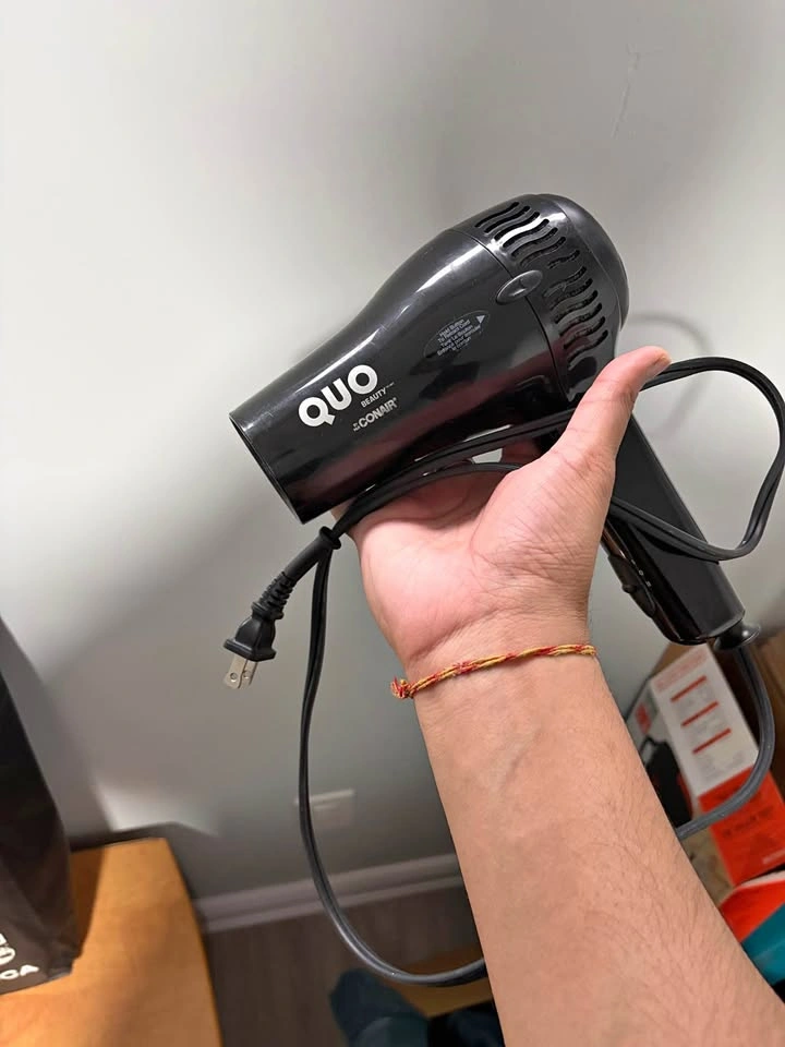 Hair Dryer hot and cold
