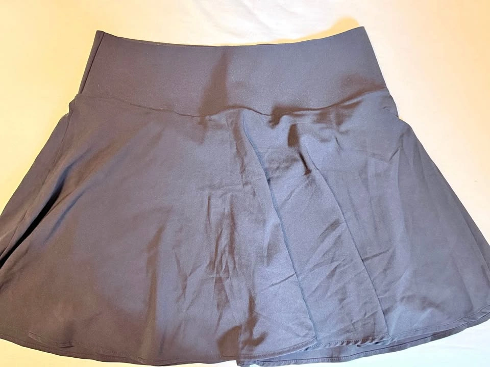Oysho Sport High-Waisted Athletic Skirt / Skort - Size Small