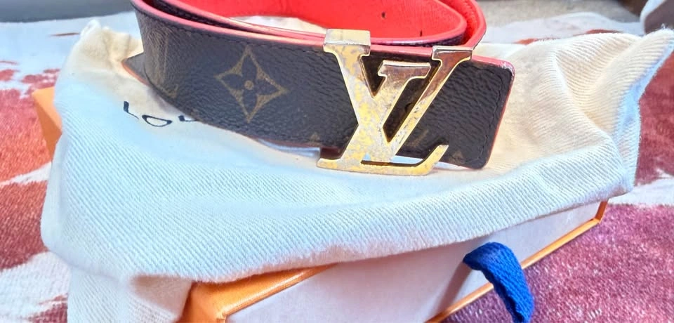 Authentic Louis Vuitton LV Initiales 30mm Reversible Belt - photo 2
