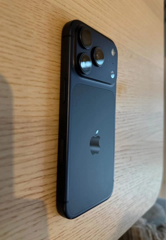 iPhone 17 Pro 512 with Apple Care+ till 2028 - photo 3