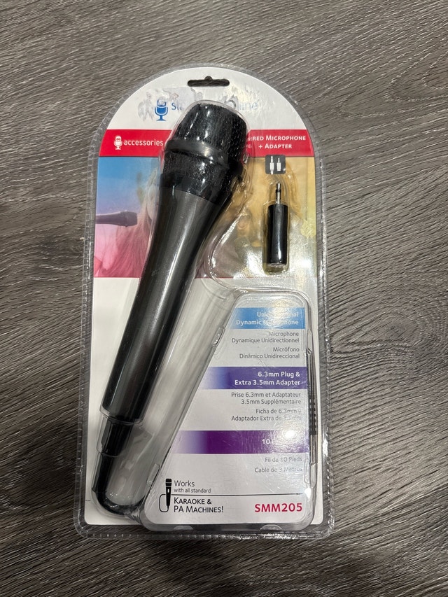 SingingMachine Unidirectional Dynamic Microphone - Black - NEW