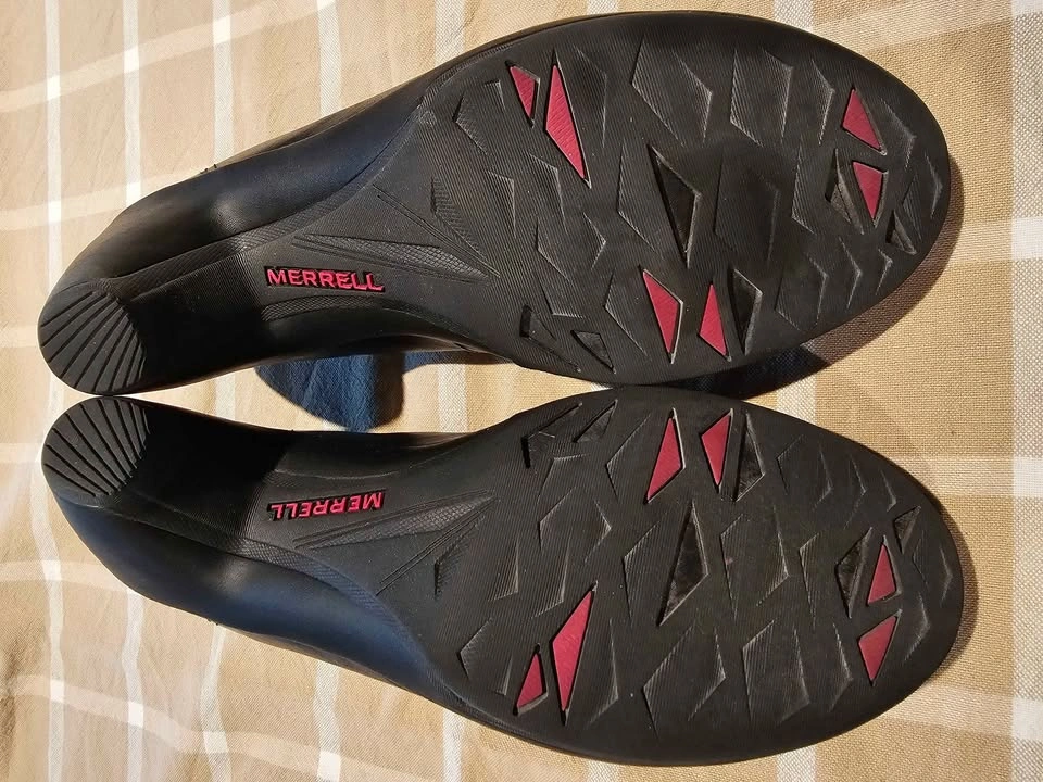 Merrell Black Leather Comfortable Cycling Heels Size 9 - photo 4