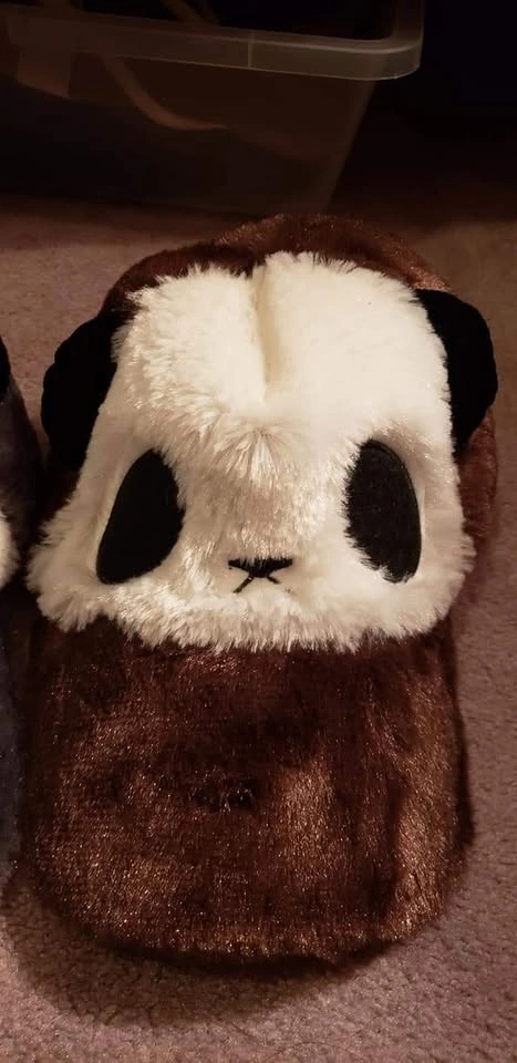 Furry panda hats - photo 4