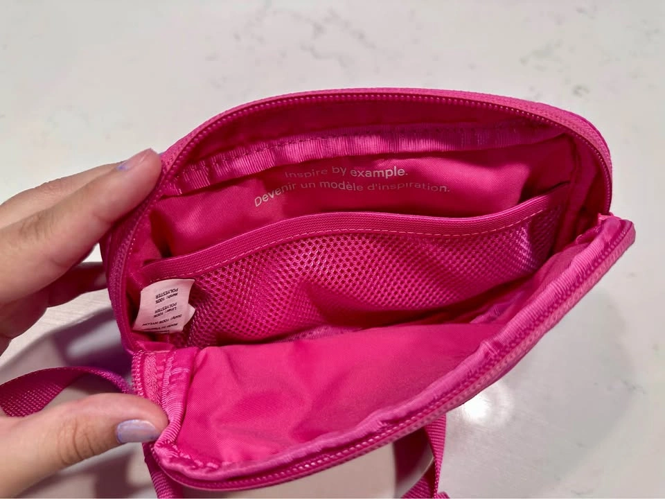 Lululemon Mini Belt Bag (Sonic Pink) - photo 3