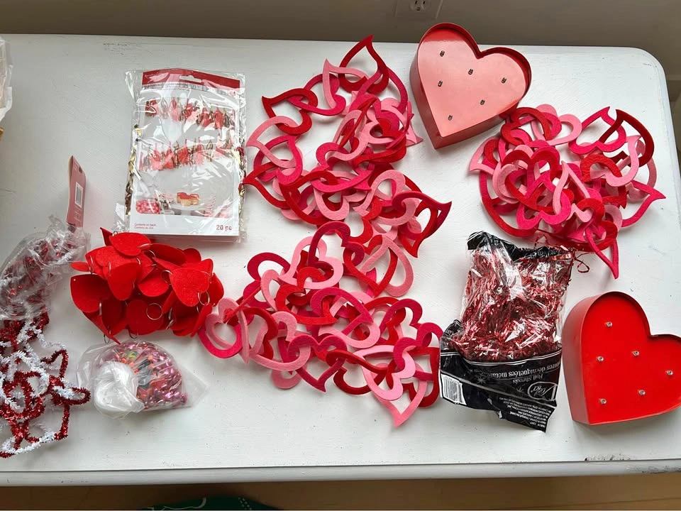 Valentine's Day Decoration Bundle