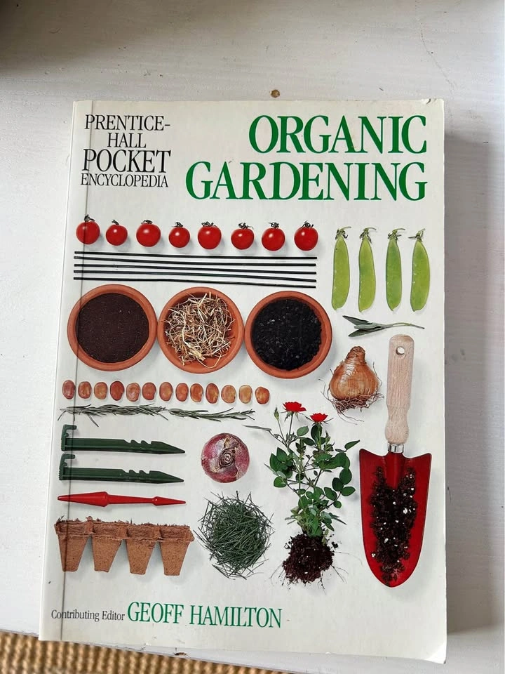 Prentice-Hall Pocket Encyclopedia Organic Gardening Book