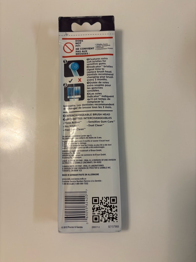 Oral-B toothbrush head - photo 2