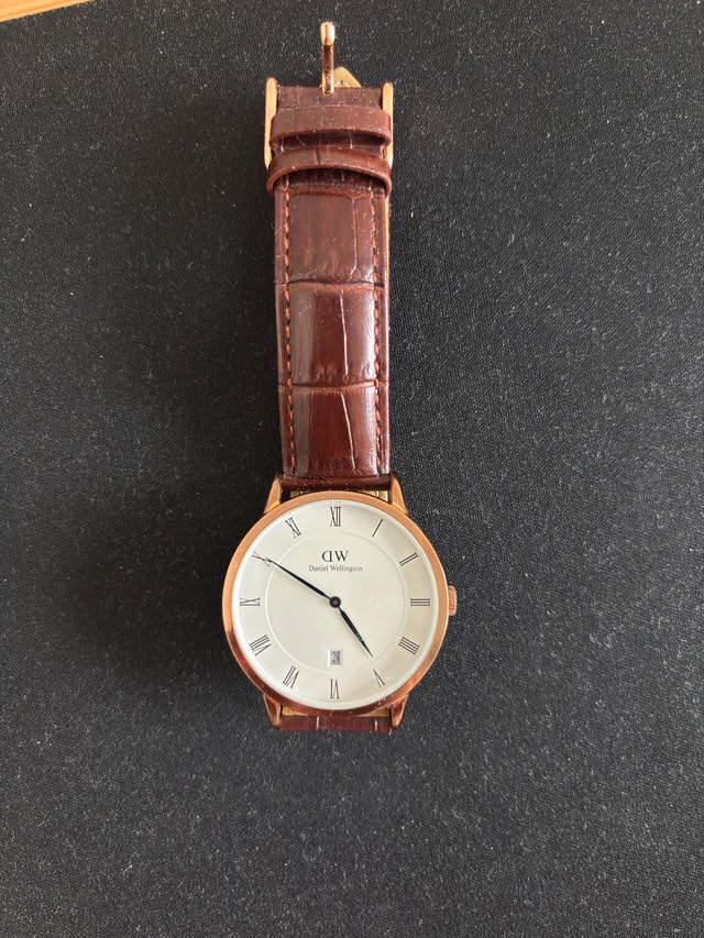DW watch