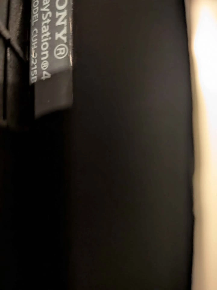 PlayStation 4 Slim 1TB (PS4 Slim) with games - photo 2