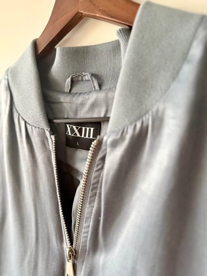 Blue Bomber Jacket Size L - photo 2