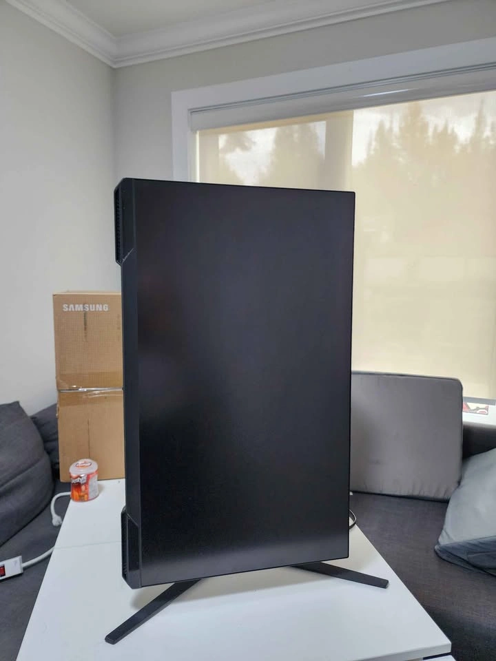Samsung Odyssey G3 27" Gaming Monitor 144hz 1920x1080 - photo 2