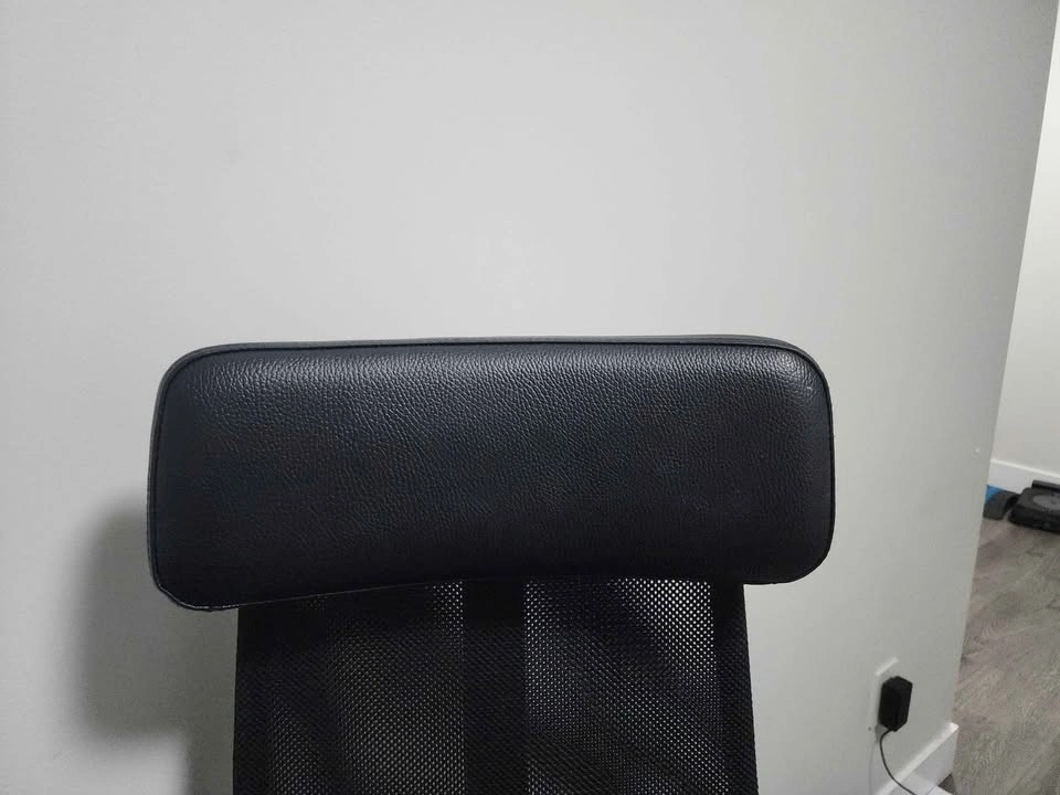 IKEA Office Chair - black leather - photo 2