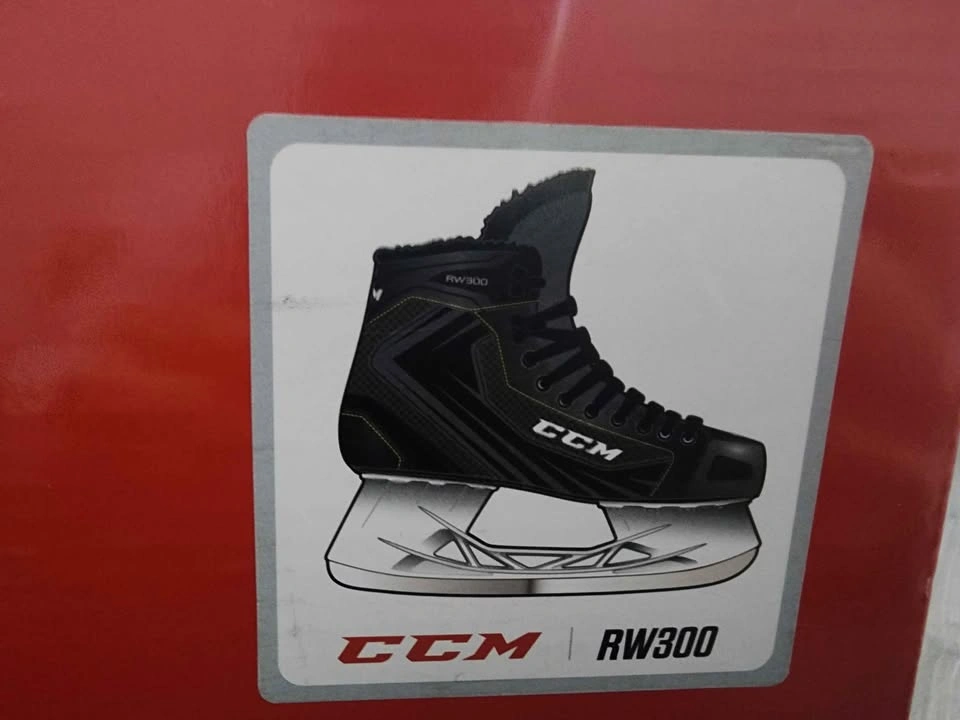 CCM RW300 Ice Skates - Size 9 (US 10.5) - photo 2