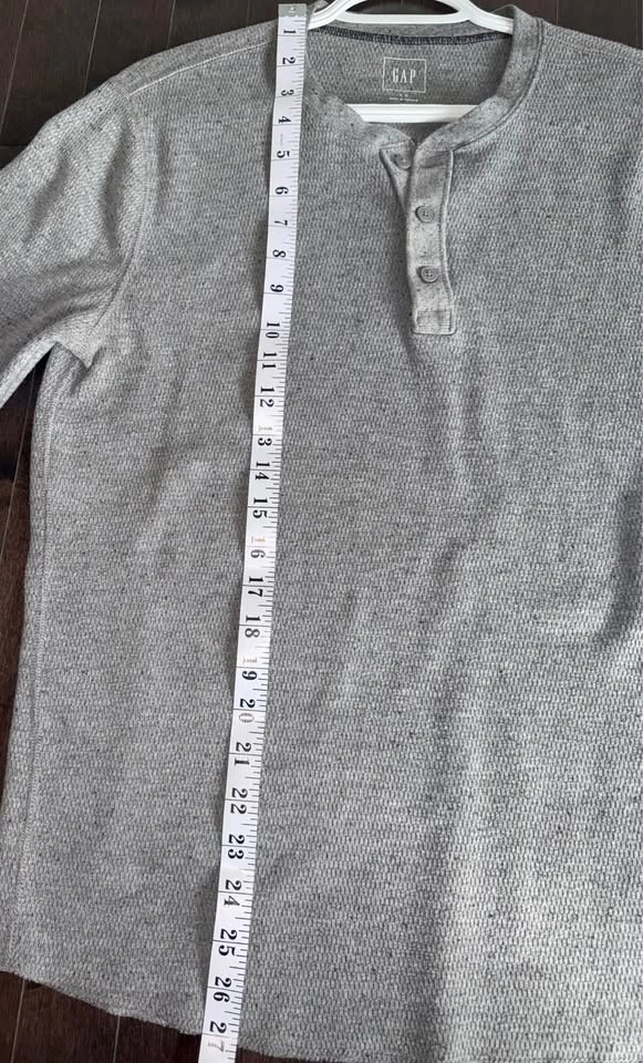 GAP Men's Grey Long Sleeve Henley Shirt - Size Large - photo 5