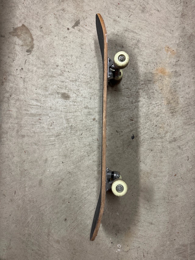 31x8” Vintage skateboard - photo 2