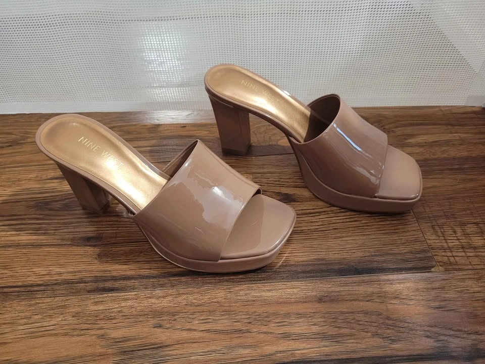 Nine West Nude Patent Platform 3.5 Inch Heels - photo 4