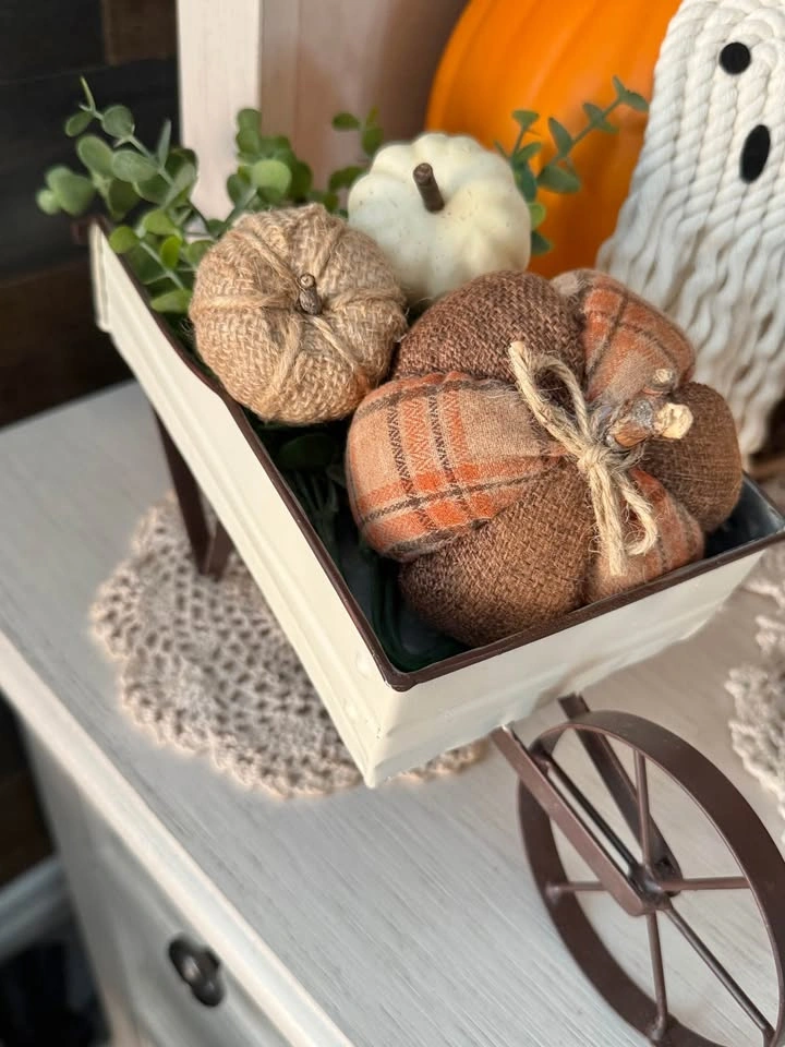 Wheelbarrow w/ pumpkins & greenery - photo 2