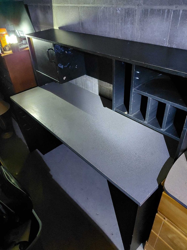 Large Computer Desk with Hutch & Storage - photo 2