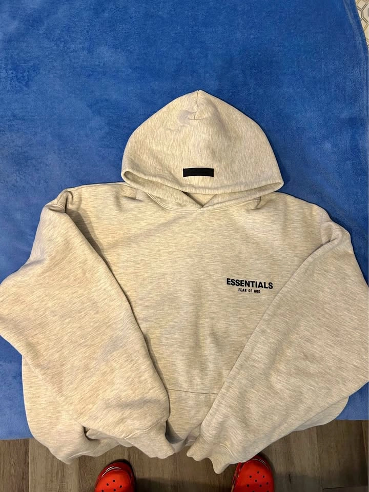 Essentials Fear of God Light Grey Hoodie Size L