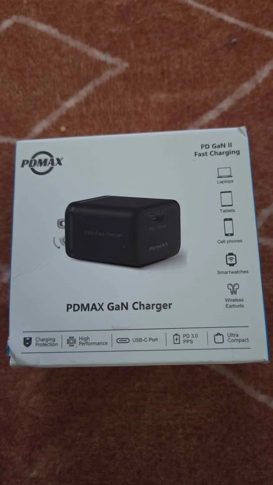 PDMAX 65W GaN Fast Charger - photo 2
