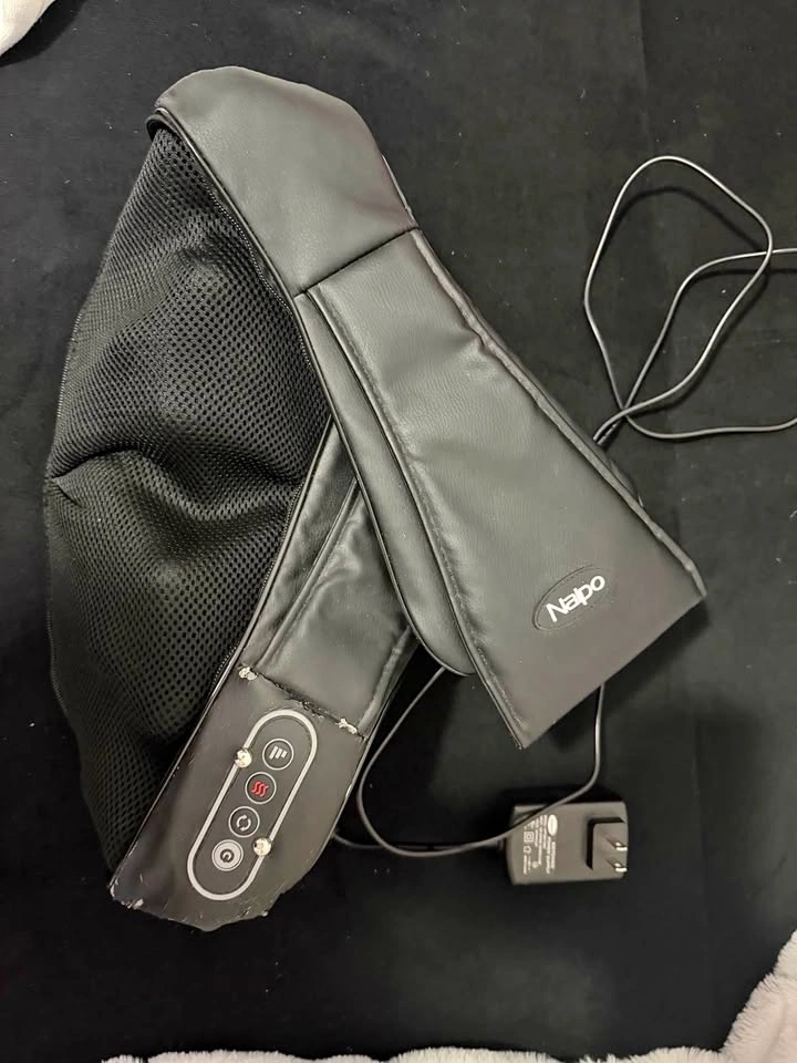 Naipo Shiatsu Neck and Back Massager