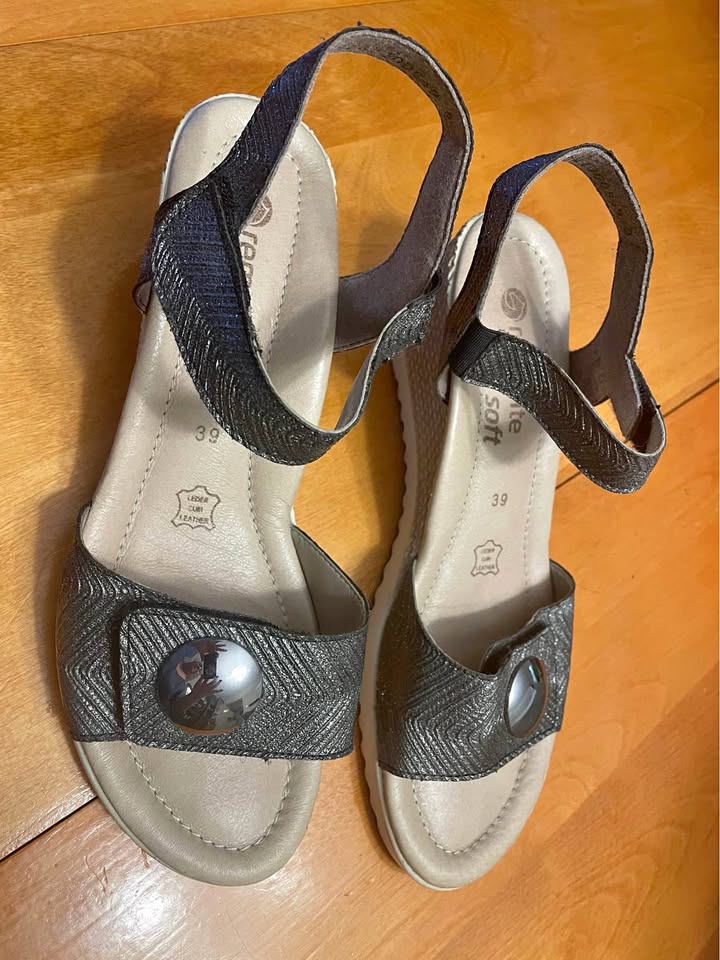Remonte Leather Wedge Sandals, Size 39