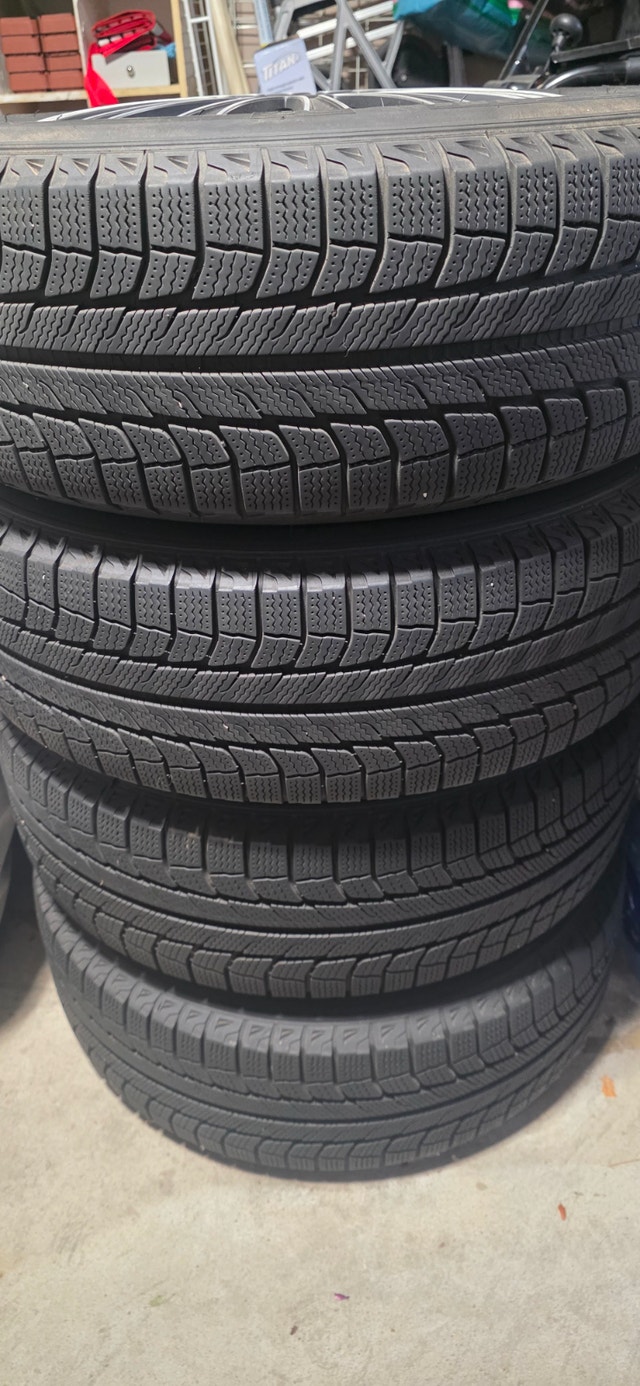 Michelin 225/65R17 winter Tires with Rims - photo 2