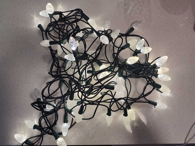 Home Accents Holiday 70 Warm White C6 LED Lights - photo 3