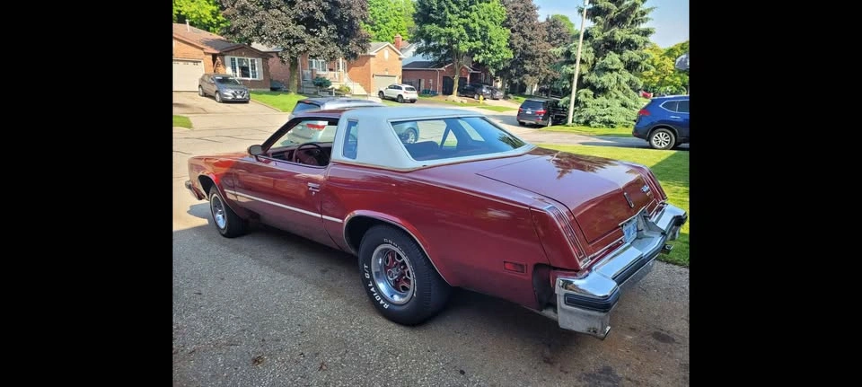 1977 Oldsmobile Cutlass Supreme - photo 2