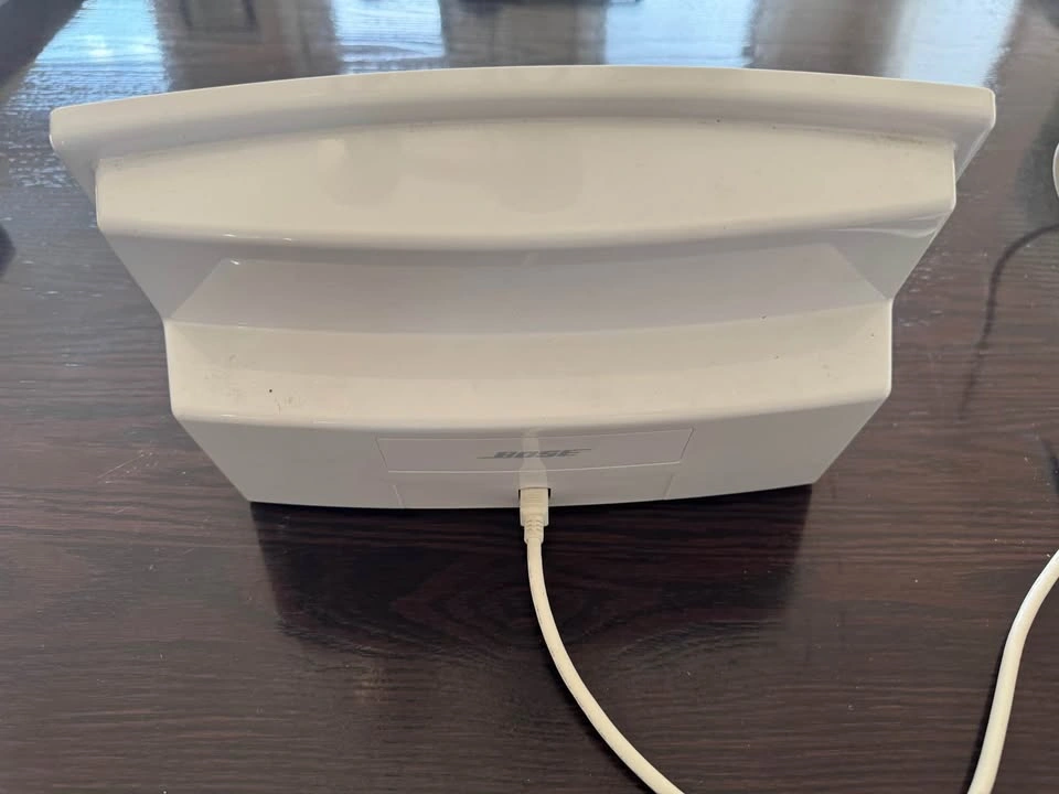 Bose SoundDock Series 1 Digital Music System - White - photo 4