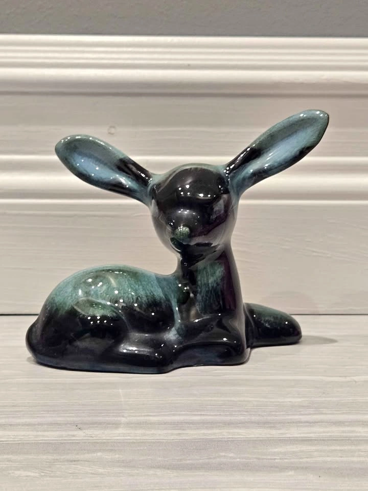 Blue Mountain Pottery Deer/Fawn figurine (authentic BMP)