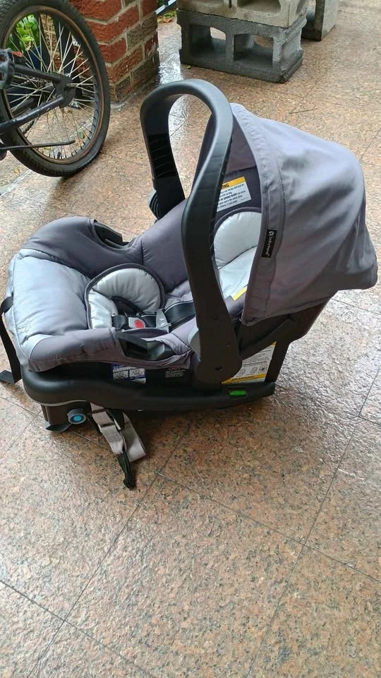 Baby Trend Car Seat - photo 2