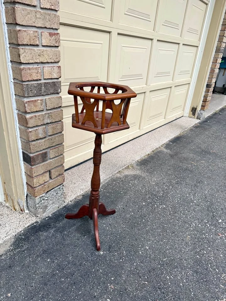 Vintage Wooden Plant Stand / Fern Stand