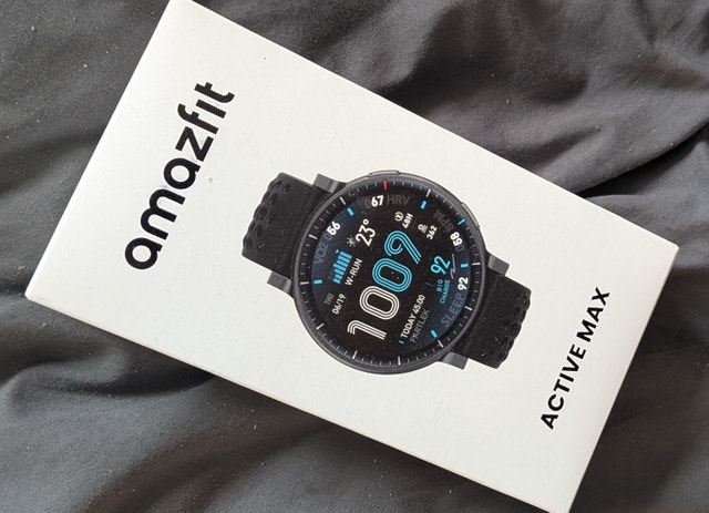 Amazfit Active Max Smartwatch – Black – Excellent Condition - photo 5