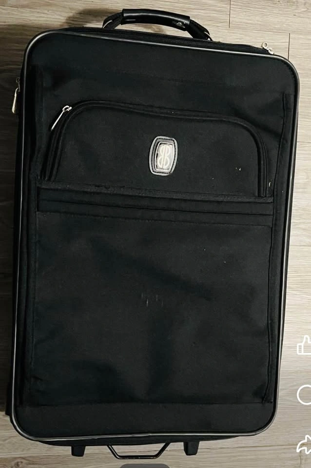 Carry on Luggage - photo 2