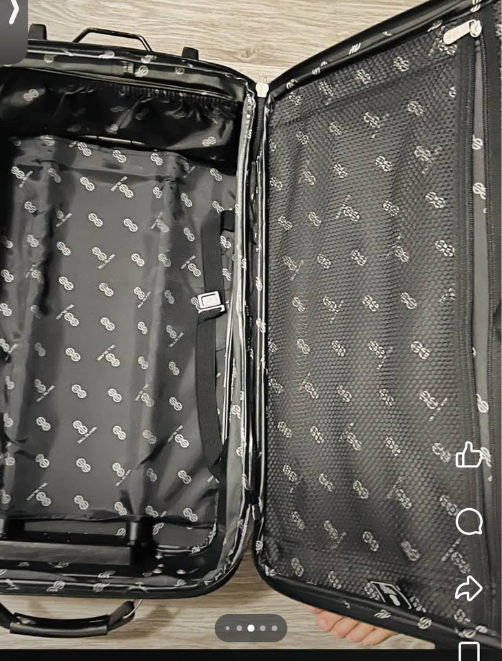 Carry on Luggage - photo 4