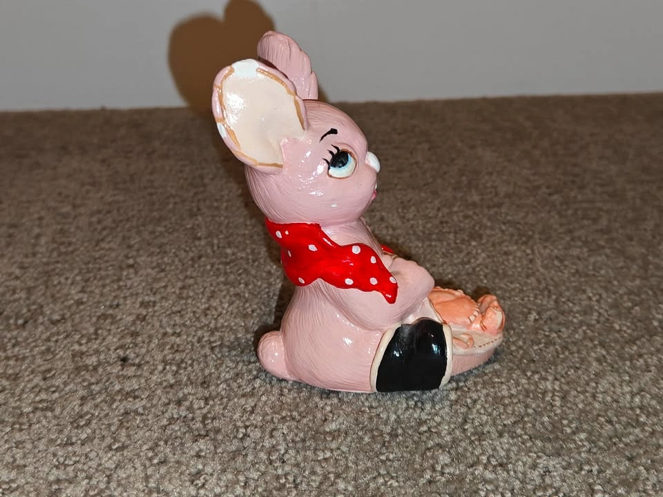 Vintage Lady Easter Bunny Ceramic Figurine with Crab - photo 2
