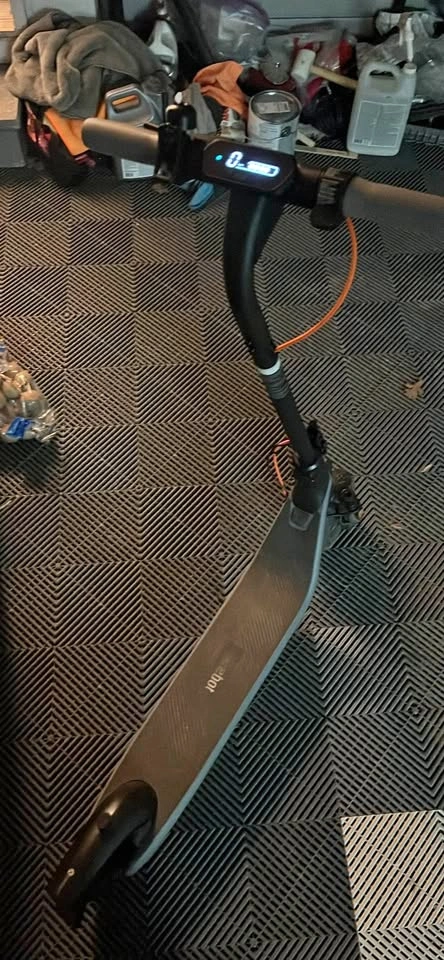 Segway E2 Plus II - 450 Km, Includes Charger and App
