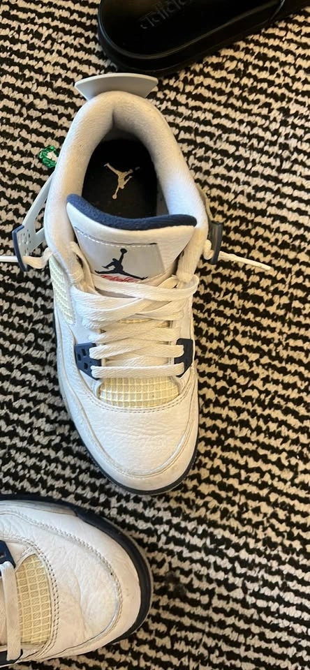 Air Jordan 4 Midnight Navy - photo 5