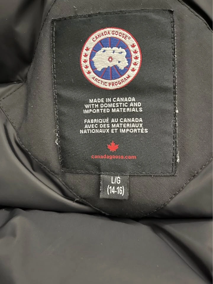 Canada Goose Jacket - photo 2