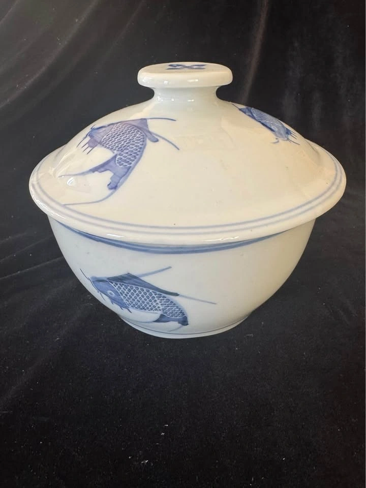 Vintage Chinese Blue & White Porcelain Koi Carp Dinnerware Set - photo 3