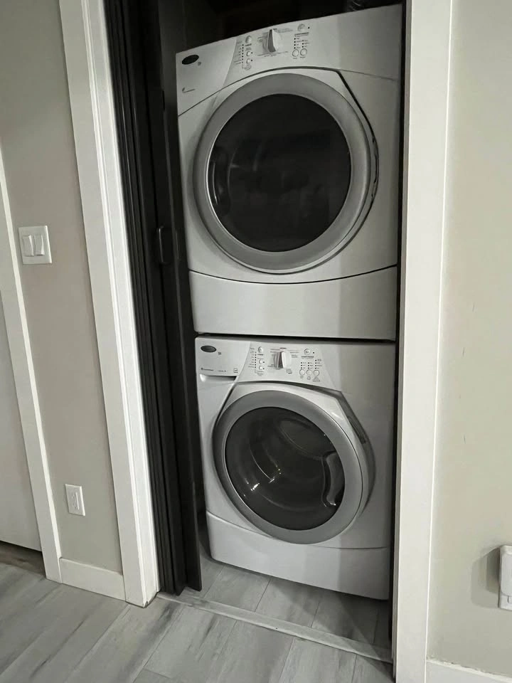 1 Bed 4 Baths - House - photo 5