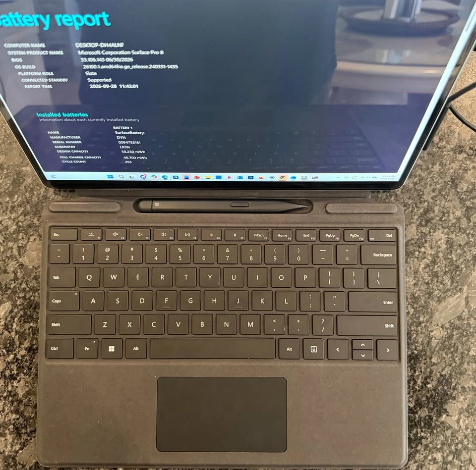 Microsoft Surface Pro 8 i7/32GB RAM/512GB SSD + Accessories - photo 5