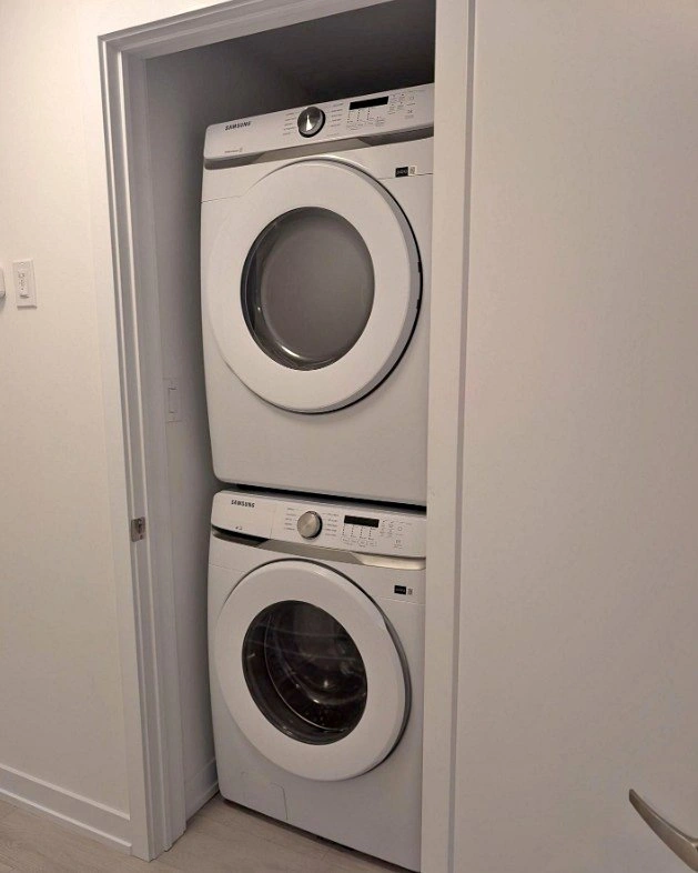 2 Beds 2 Baths Apartment