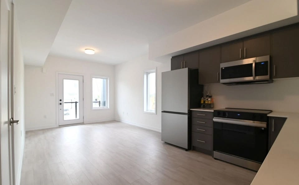 2 Beds 2 Baths Apartment - photo 5