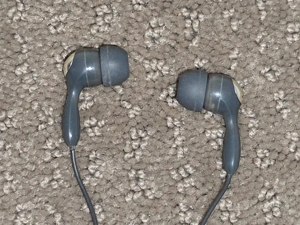 Earbud Headphones / Earphones - photo 2