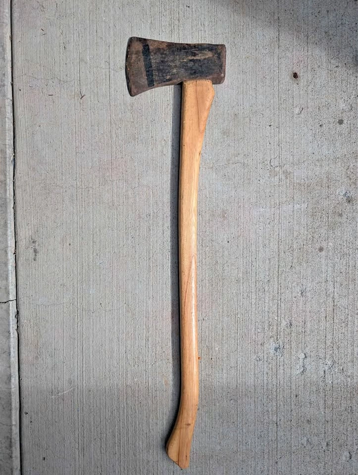 Full Size Wood Handle Axe