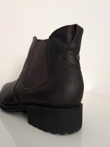 UGG Women’s Chelsea Boots Size 9 Brown Leather Shearling Lined - photo 4